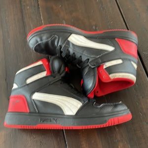 Puma Black And Red High-Tops